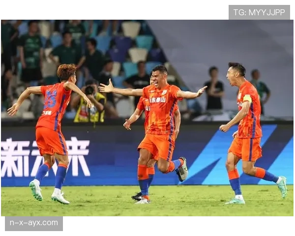 中超联赛重启，球迷热盼新赛季精彩纷呈、表现稳健