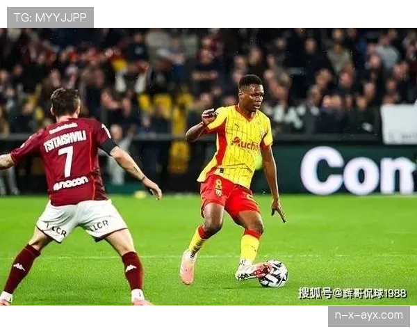 博阿边路进攻闪耀赛场,助球队关键战告捷 博阿边路进攻闪耀赛场,助球队关键战告捷