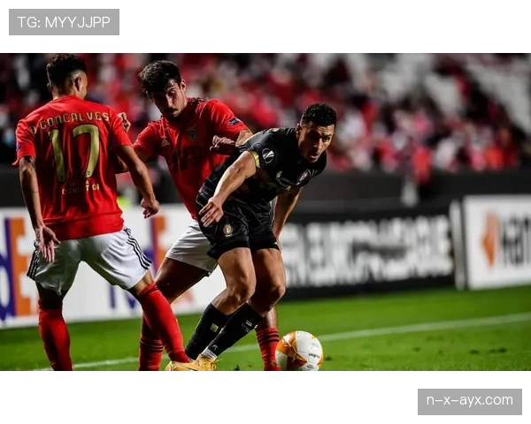 穆里尼奥启用边后卫新战术,球队防线状态回暖表现值得关注