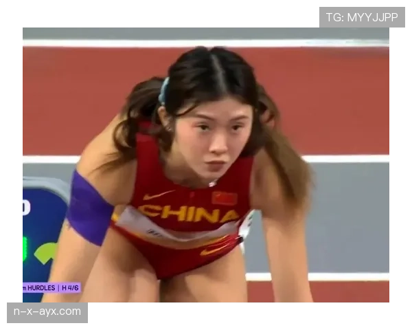 吴艳妮赛场上像钢铁战士，出门竟然拎了个大牌包，普通人咋撑得住啊？